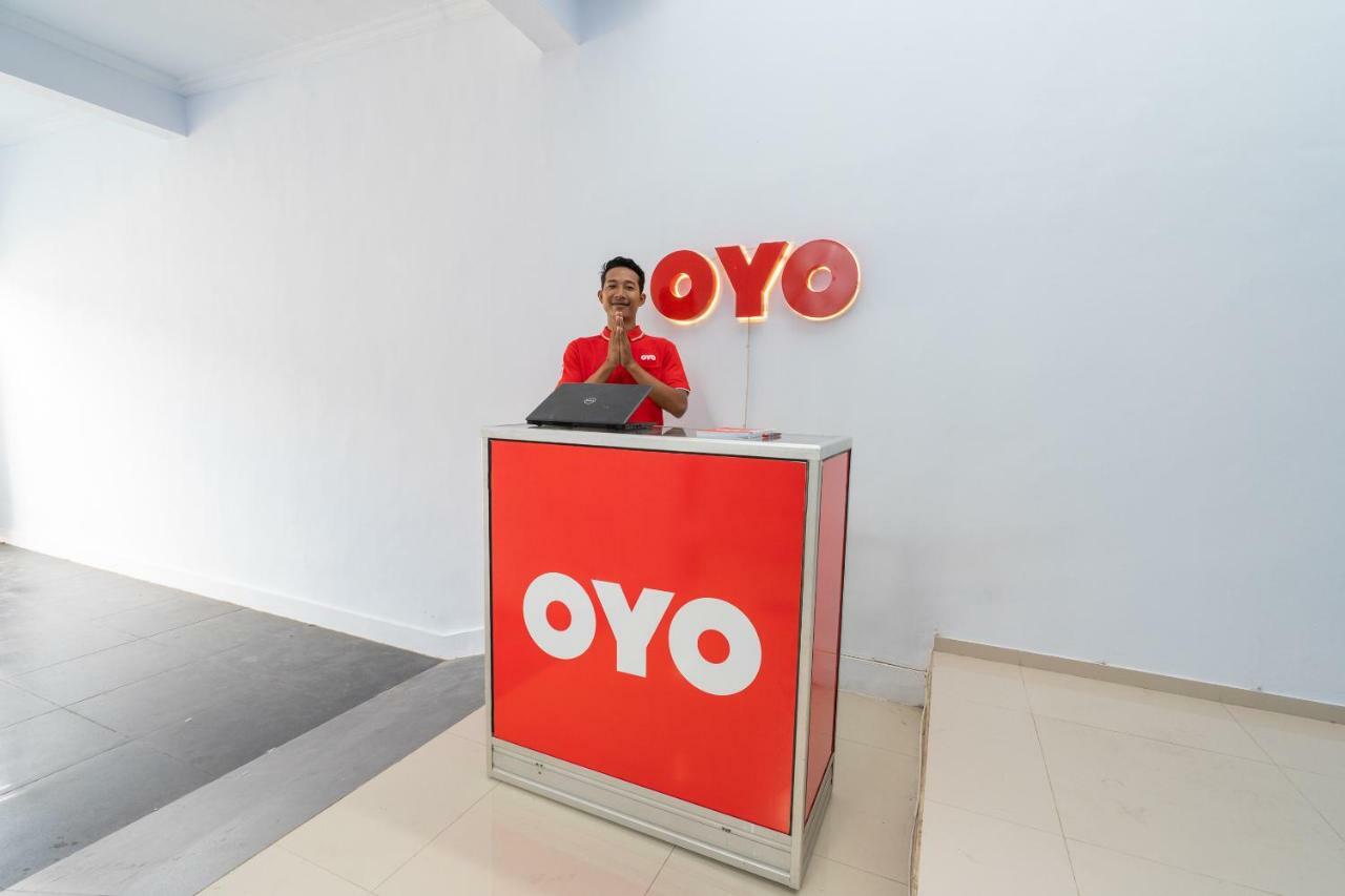 Vaccinated Staff -Oyo 672 Bali Radiance Canggu Exterior photo