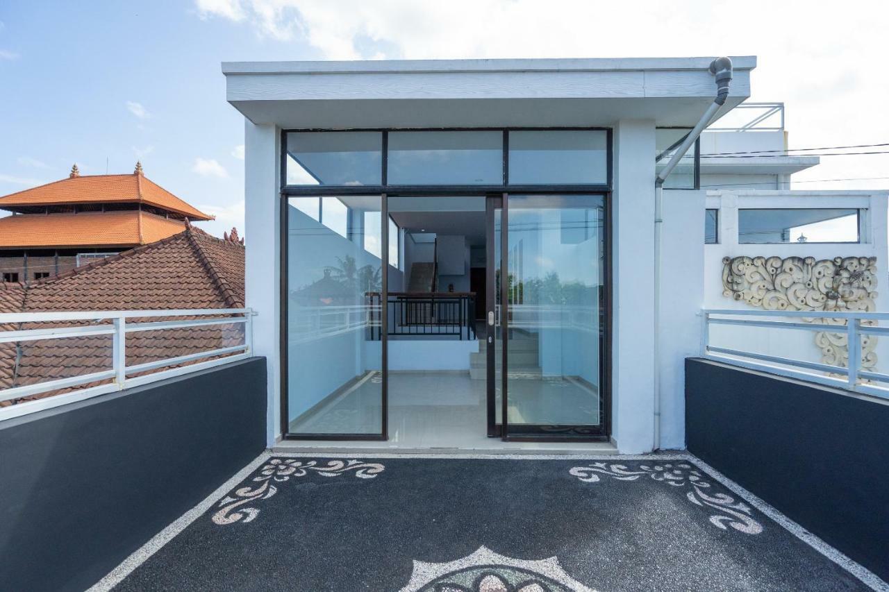 Vaccinated Staff -Oyo 672 Bali Radiance Canggu Exterior photo